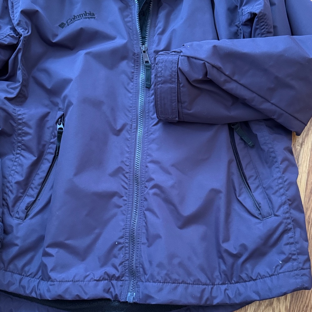 Columbia Women's Fleece Lined Dark Purple Sporty Windbreaker jacket - Picture 10 of 10
